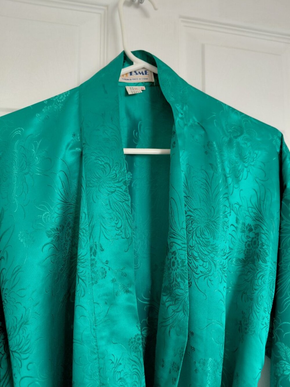 ESME Emerald Green Silk Robe - Picture 3 of 6